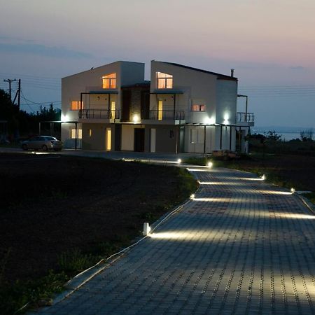 דירות ניאה מיכאניונה Garden'S Sunset Αvra מראה חיצוני תמונה